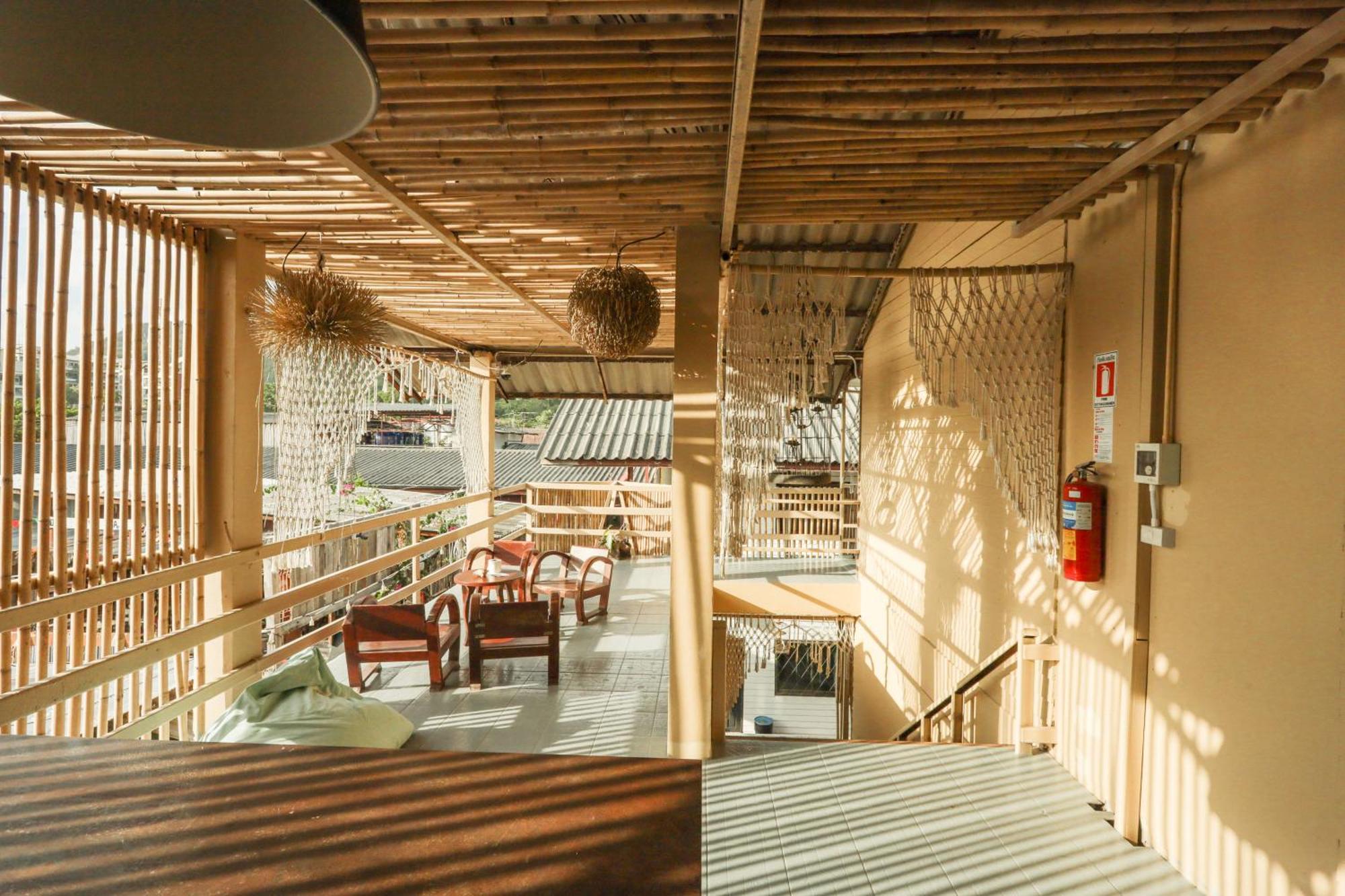 U'Re Holitel Hotel Haad Rin Bagian luar foto
