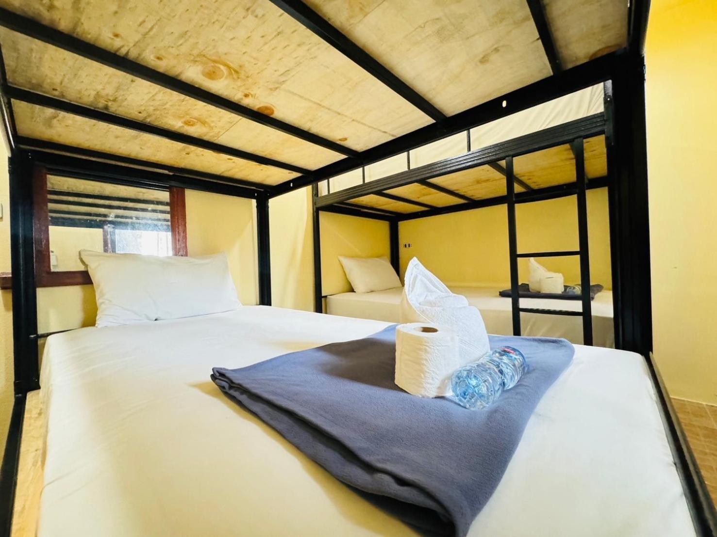 U'Re Holitel Hotel Haad Rin Bagian luar foto