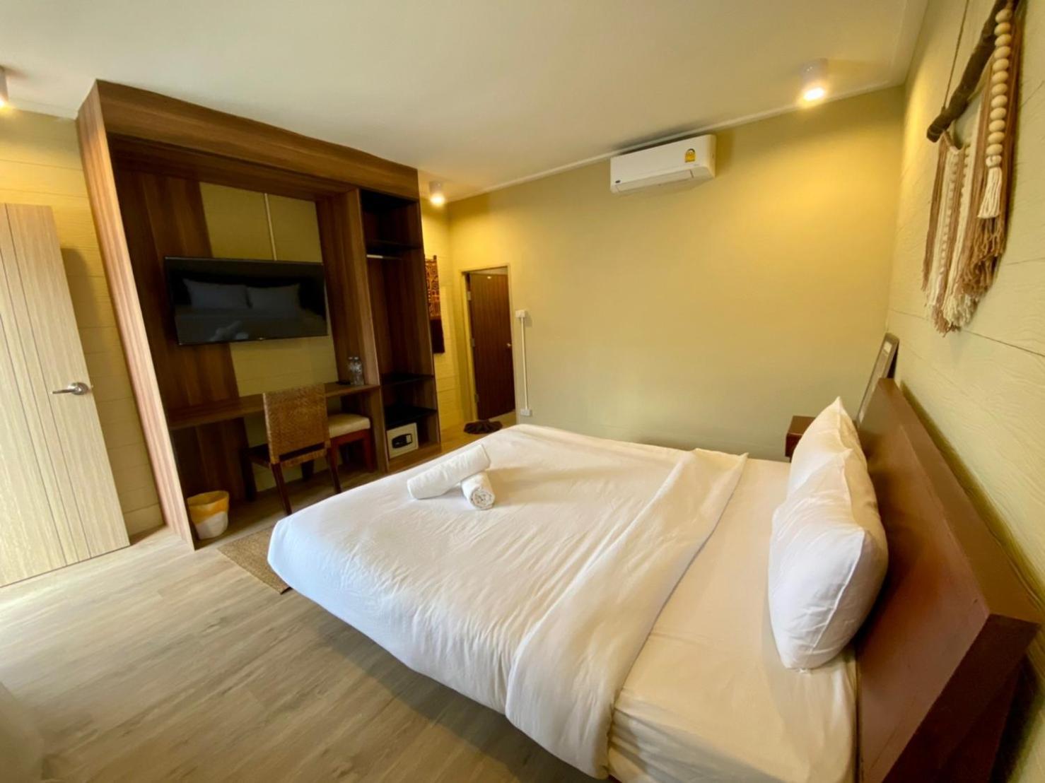 U'Re Holitel Hotel Haad Rin Bagian luar foto