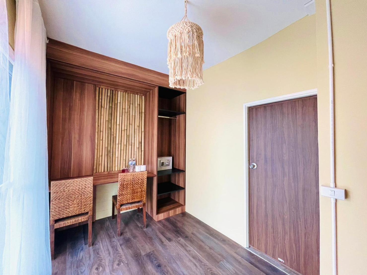 U'Re Holitel Hotel Haad Rin Bagian luar foto